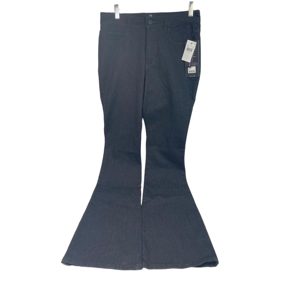 MPG Excursion Indigo Dark Wash Denim Five Pocket Flared Leg Jeans 27”‎